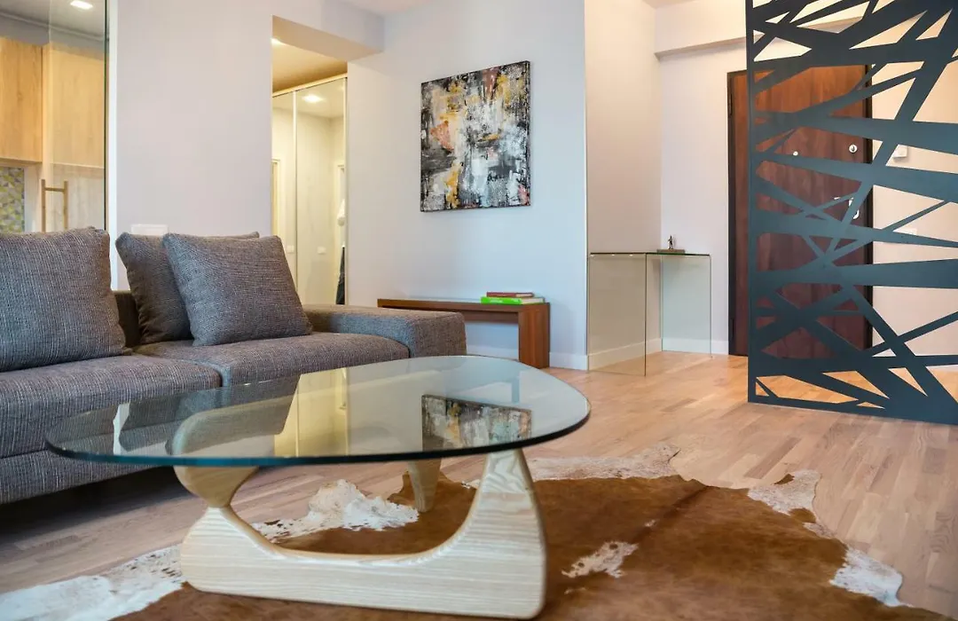 The Shades Of Grey-Tranquil 4Th-Floor Apartment Baneasa Area-1